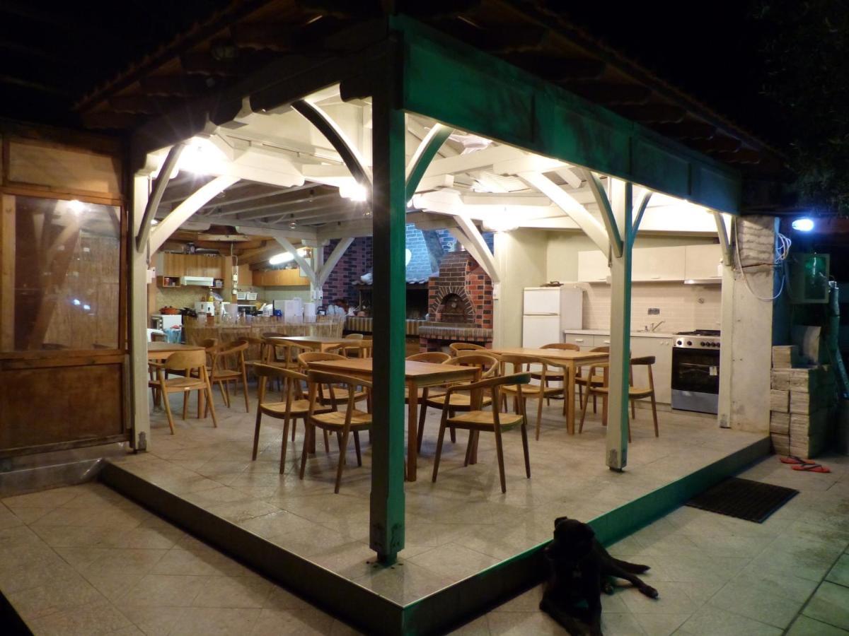 Makis Nest Apart-Hotel Vourvourou Exterior photo
